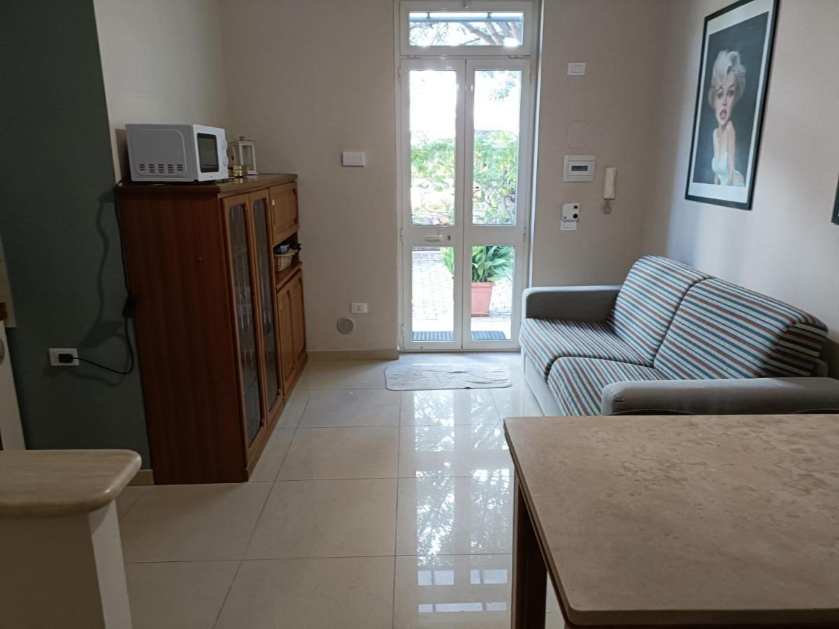 Short Lets Pescara Apartment Luaran gambar