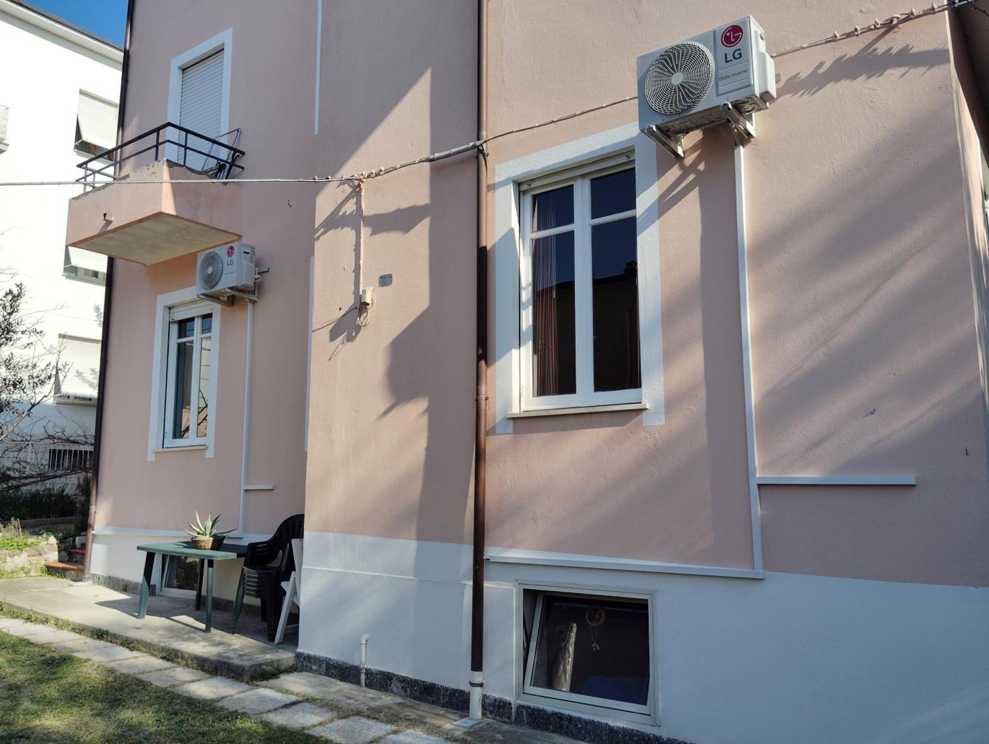 Short Lets Pescara Apartment Luaran gambar